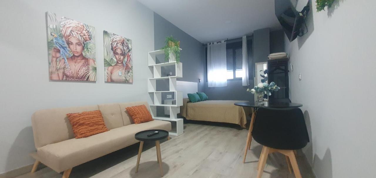 Apartamentos Las trece llaves Jacuzzi bajo petición Mérida Exterior foto